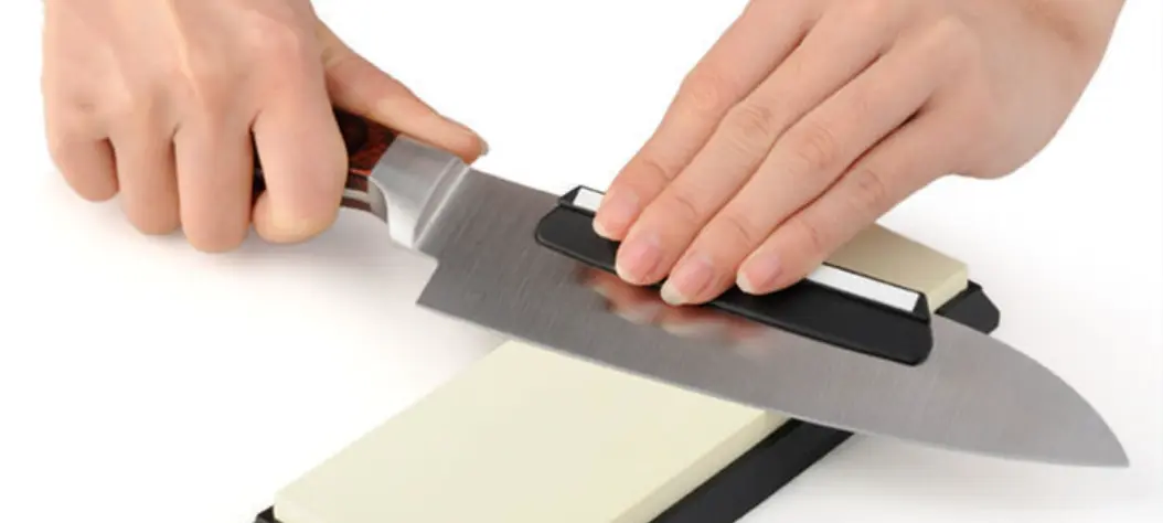 Plastic guide product for knife sharpening